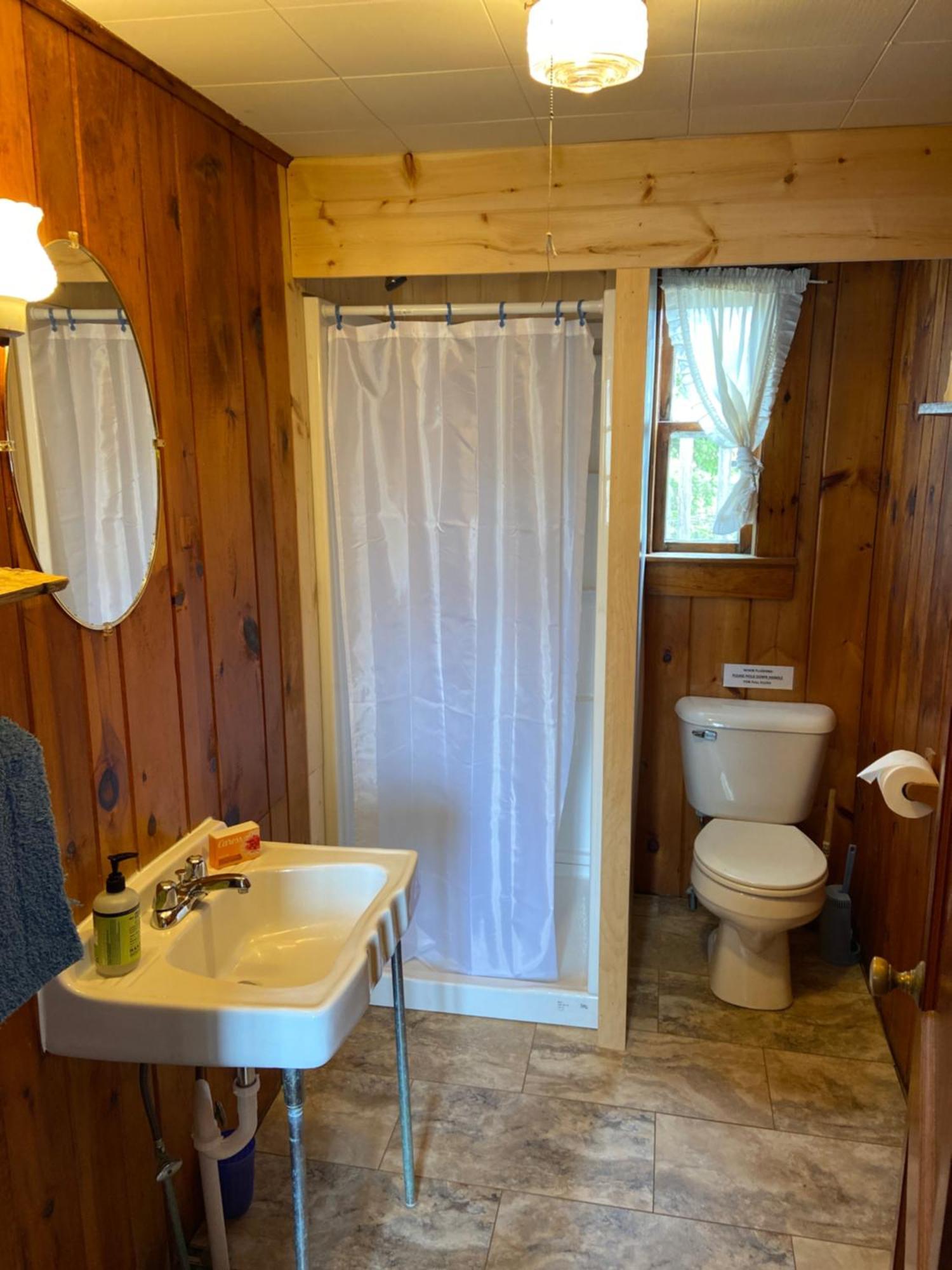 Spinneys Guesthouse & Beach Cottages Phippsburg Exteriör bild