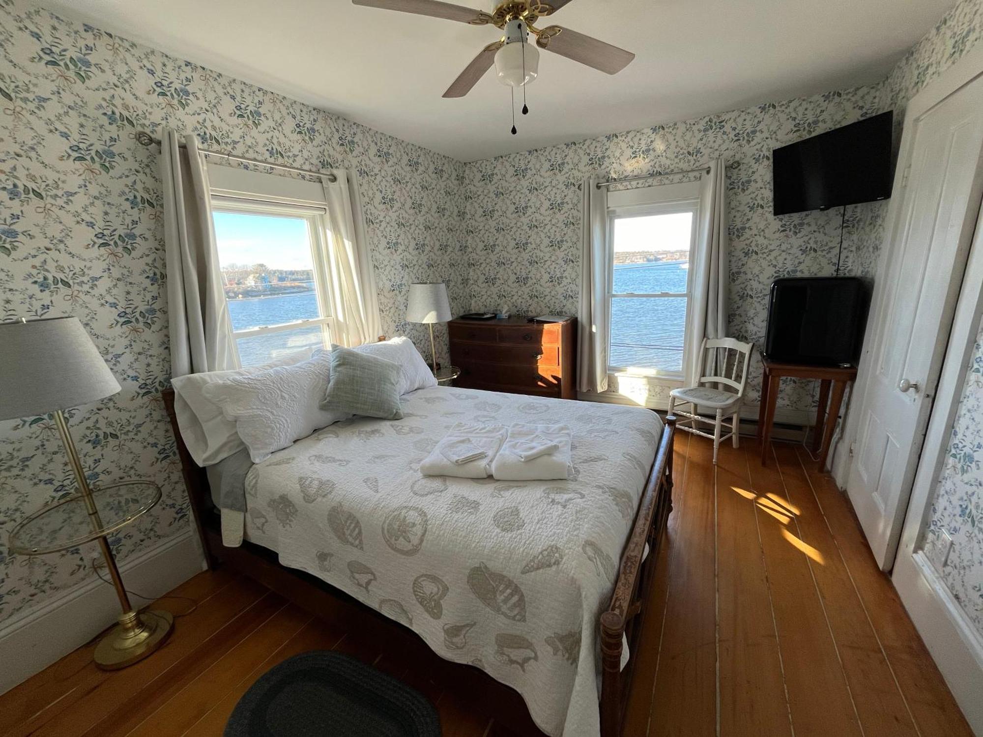 Spinneys Guesthouse & Beach Cottages Phippsburg Exteriör bild