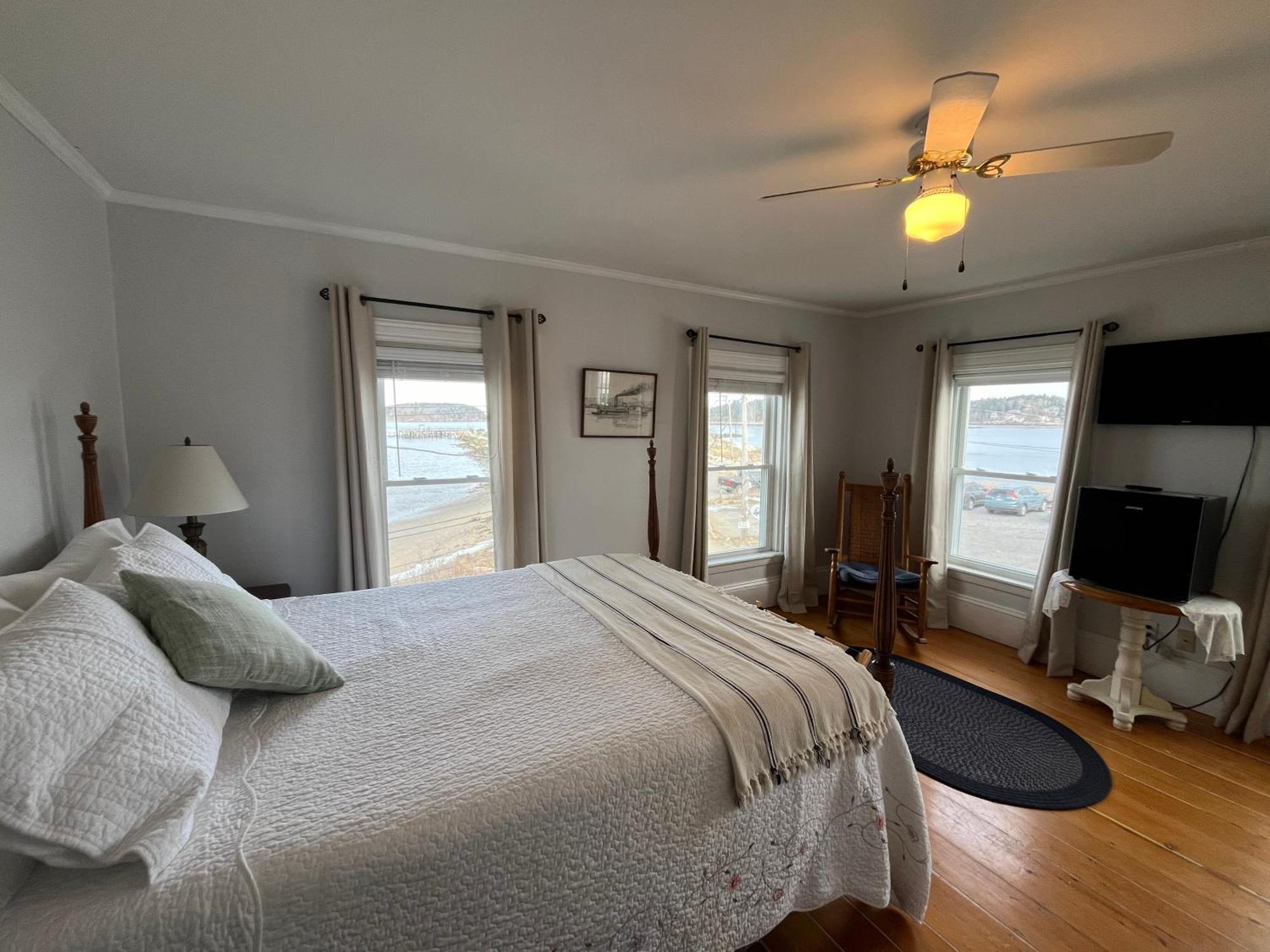 Spinneys Guesthouse & Beach Cottages Phippsburg Exteriör bild
